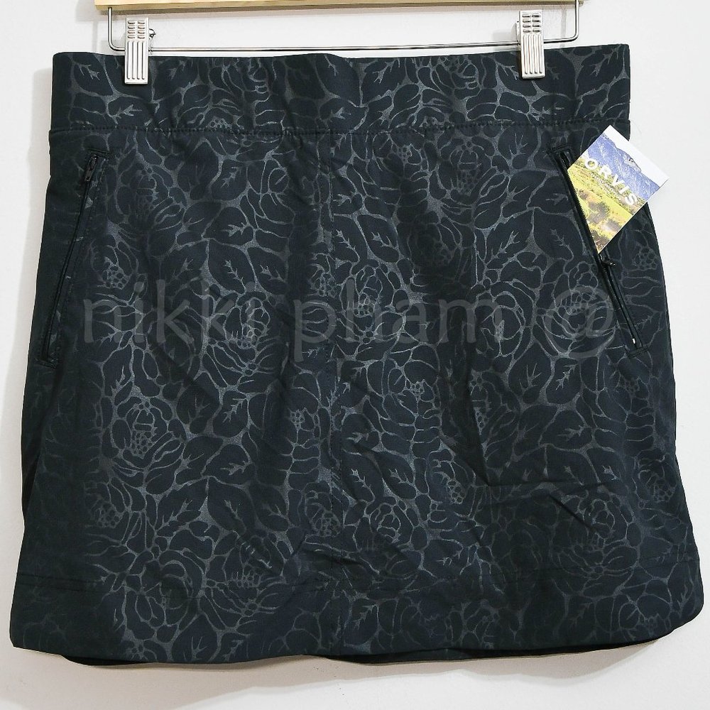 NWT Orvis Ladies' Embossed Pull On Skort in black - Picture 2 of 5